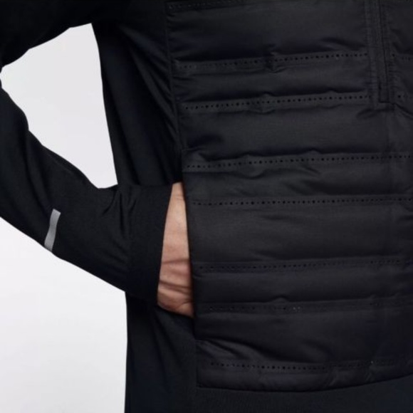 Nike AeroLoft Men's Long-Sleeve Running Top - Picture 8 of 8